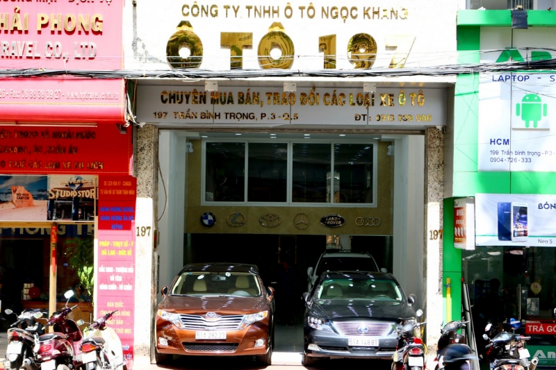 Salon ô tô 197